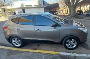 Hyundai Tucson 4x 4 . La más full